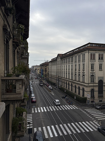 Milancomo04