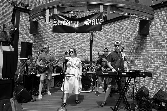 DSC_0732bw