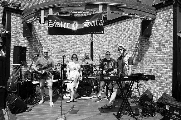 DSC_0738bw